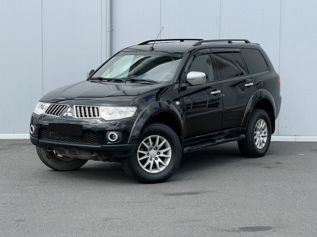 Mitsubishi Pajero Sport, 2011