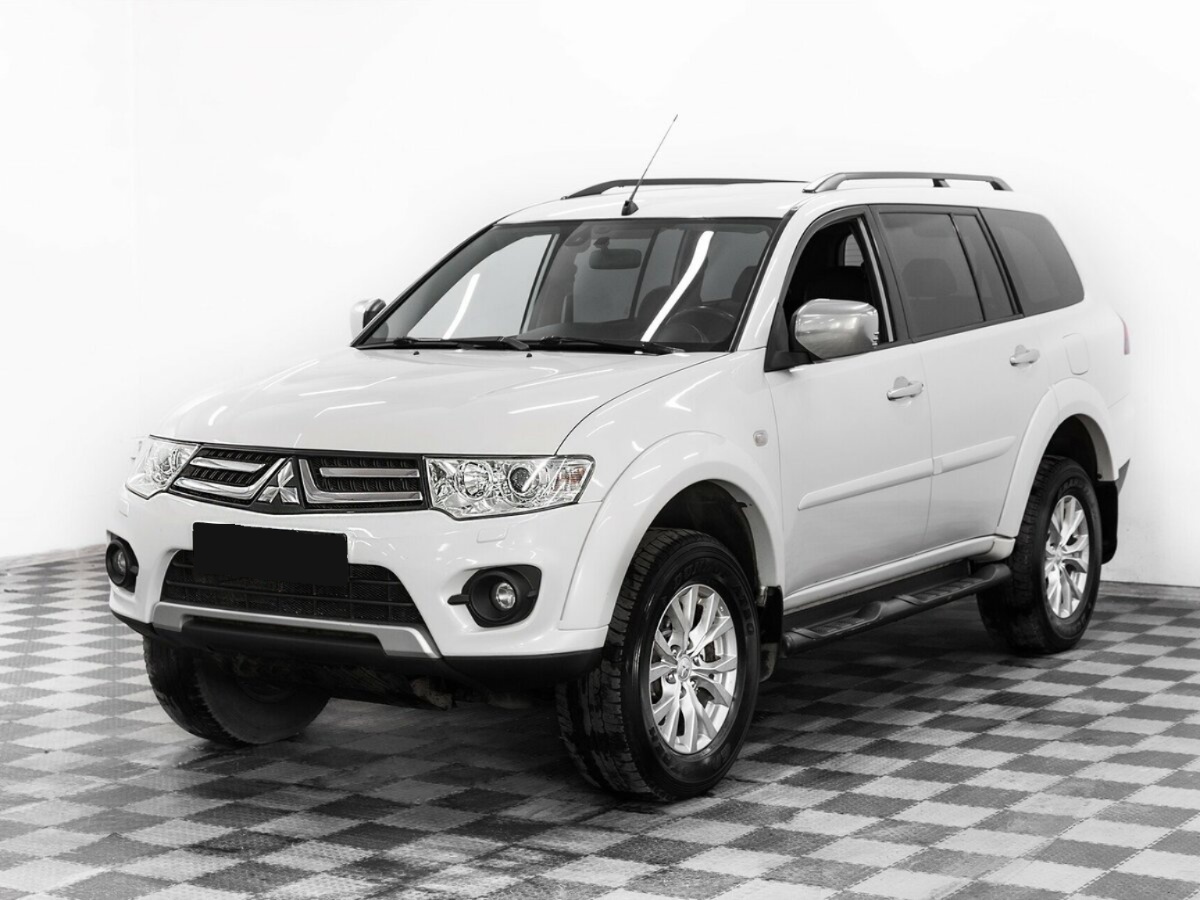 Mitsubishi Pajero Sport, 2013