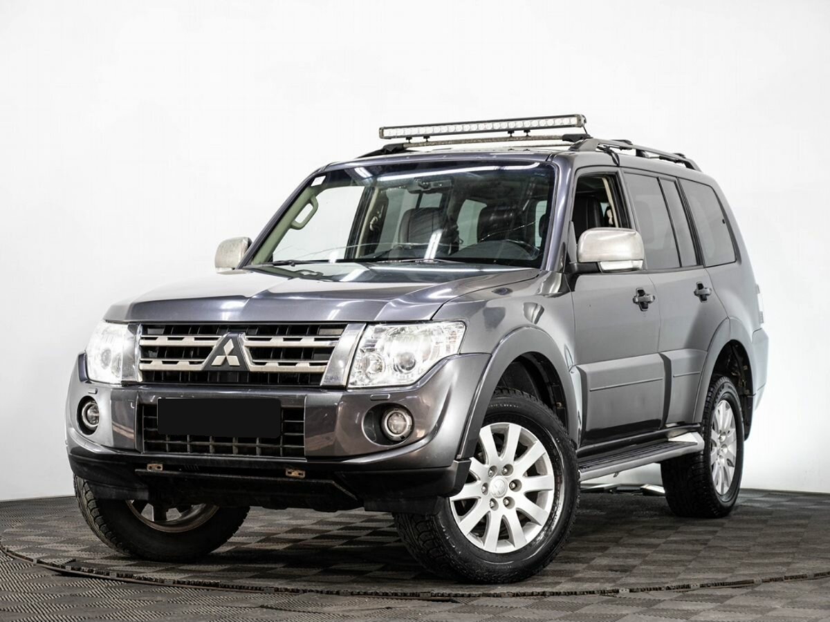 Mitsubishi Pajero, 2012