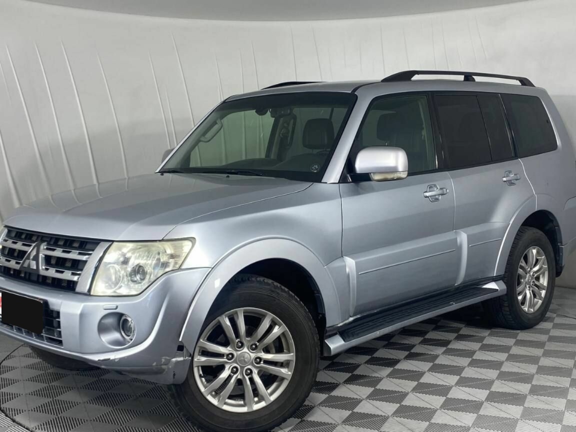 Mitsubishi Pajero, 2011