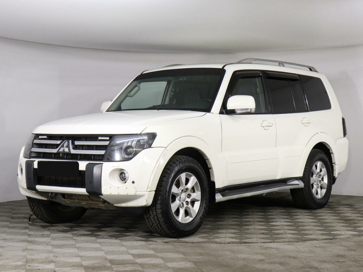 Mitsubishi Pajero, 2011