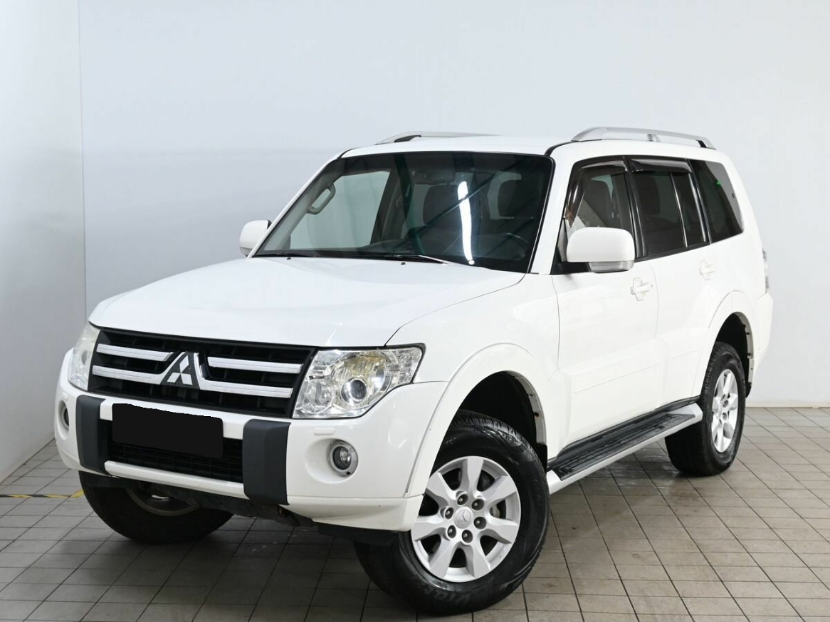 Mitsubishi Pajero, 2011