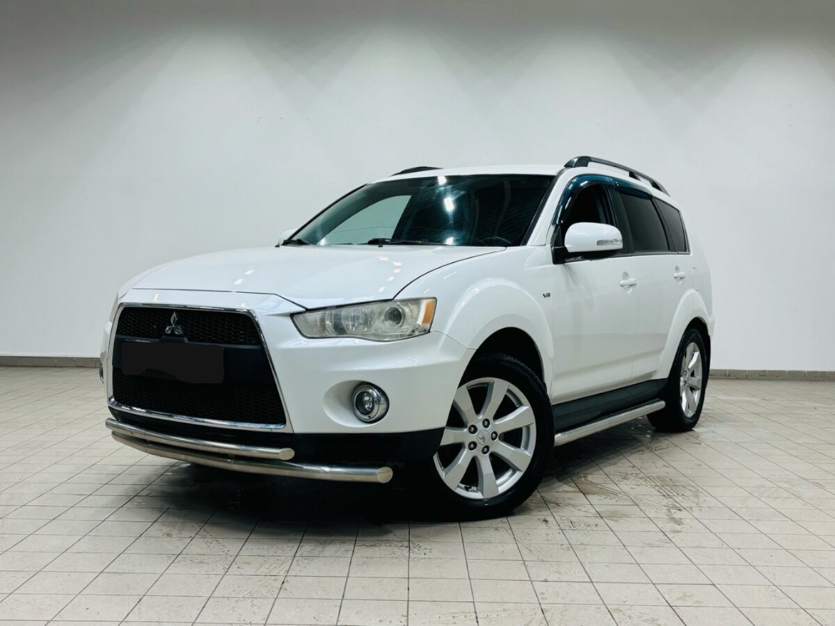Mitsubishi Outlander, 2012