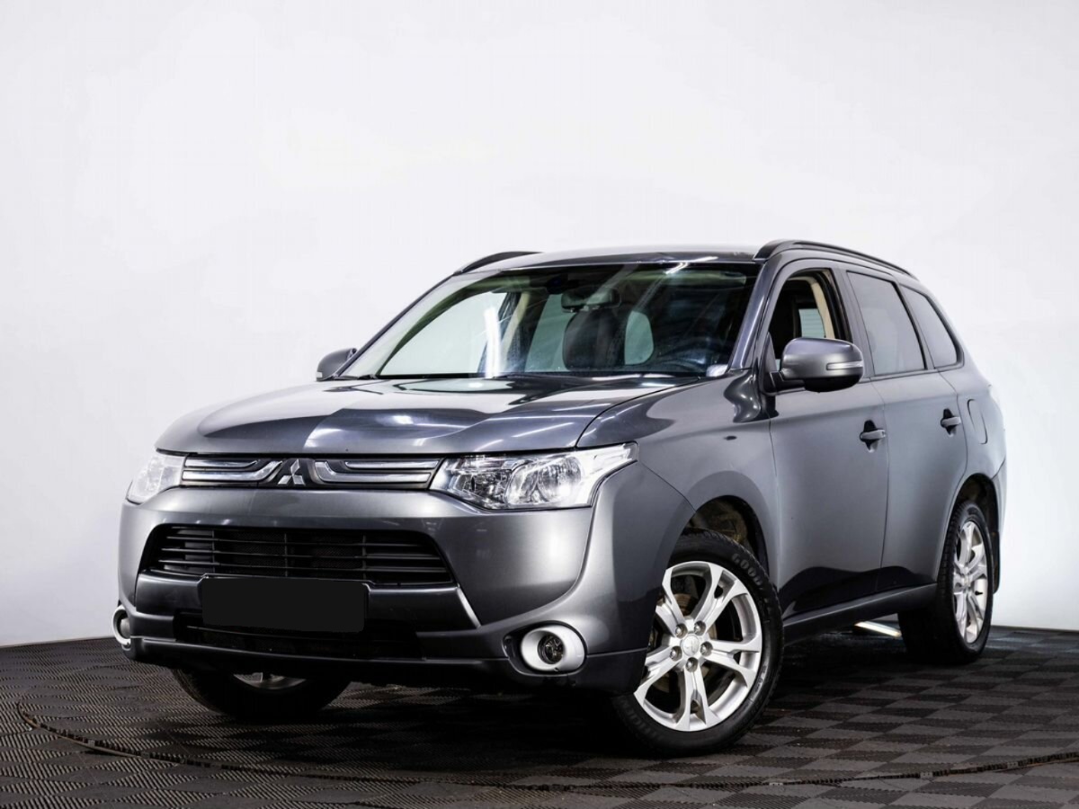 Mitsubishi Outlander, 2013