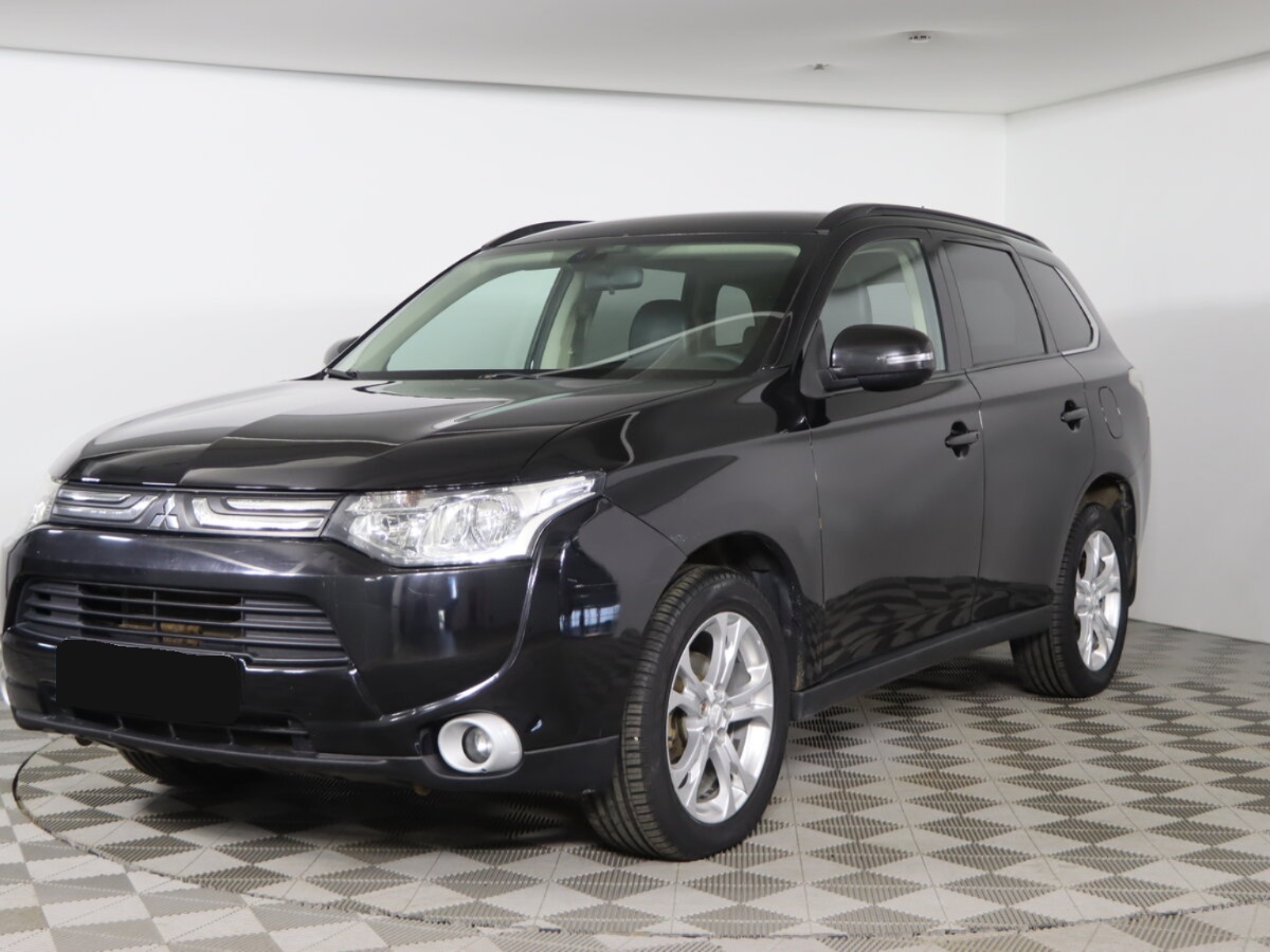 Mitsubishi Outlander, 2012