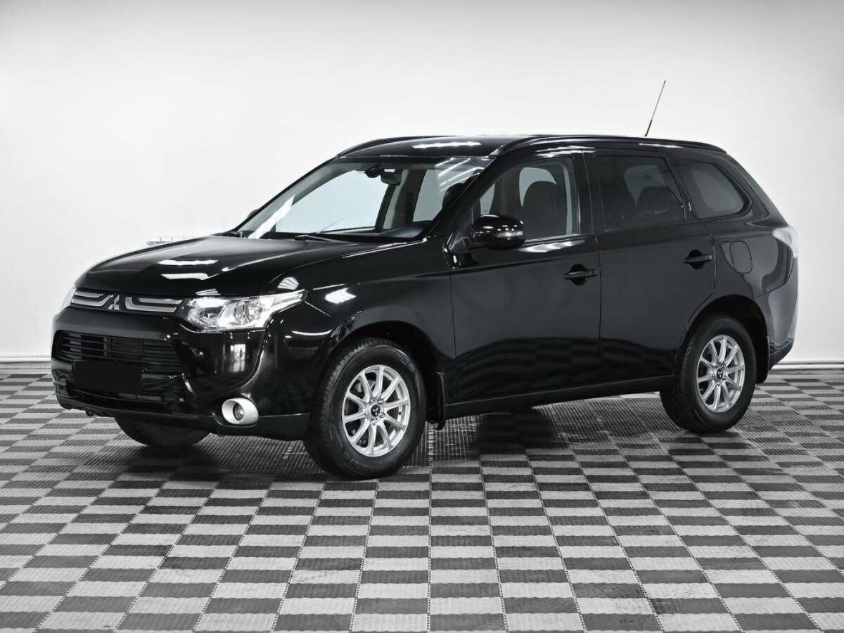 Mitsubishi Outlander, 2013