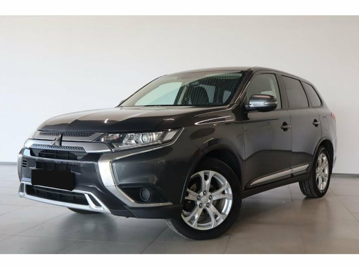 Mitsubishi Outlander, 2020