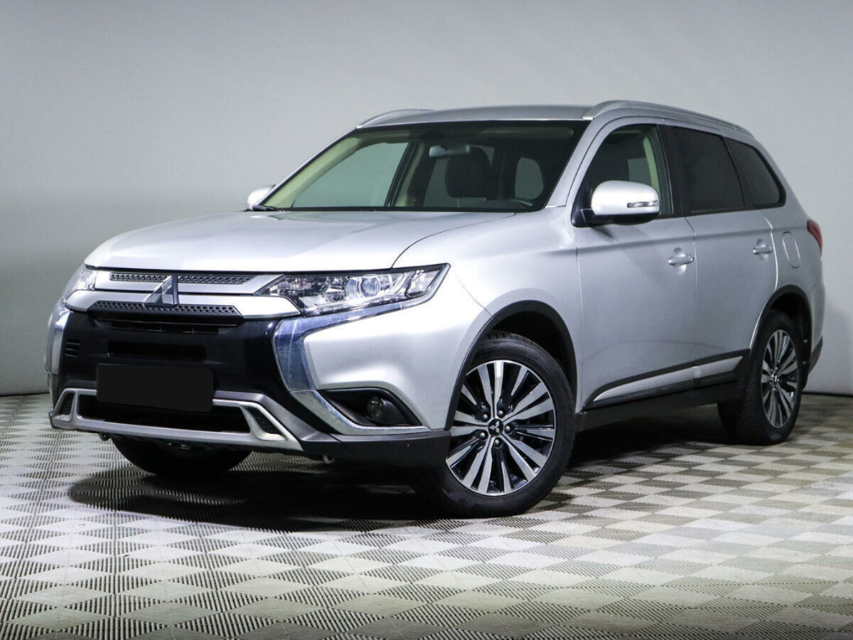 Mitsubishi Outlander, 2021