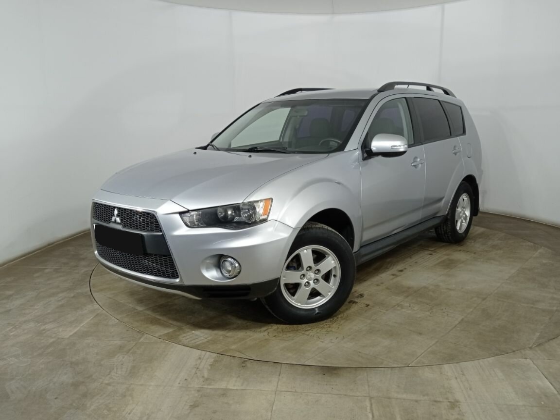 Mitsubishi Outlander, 2011