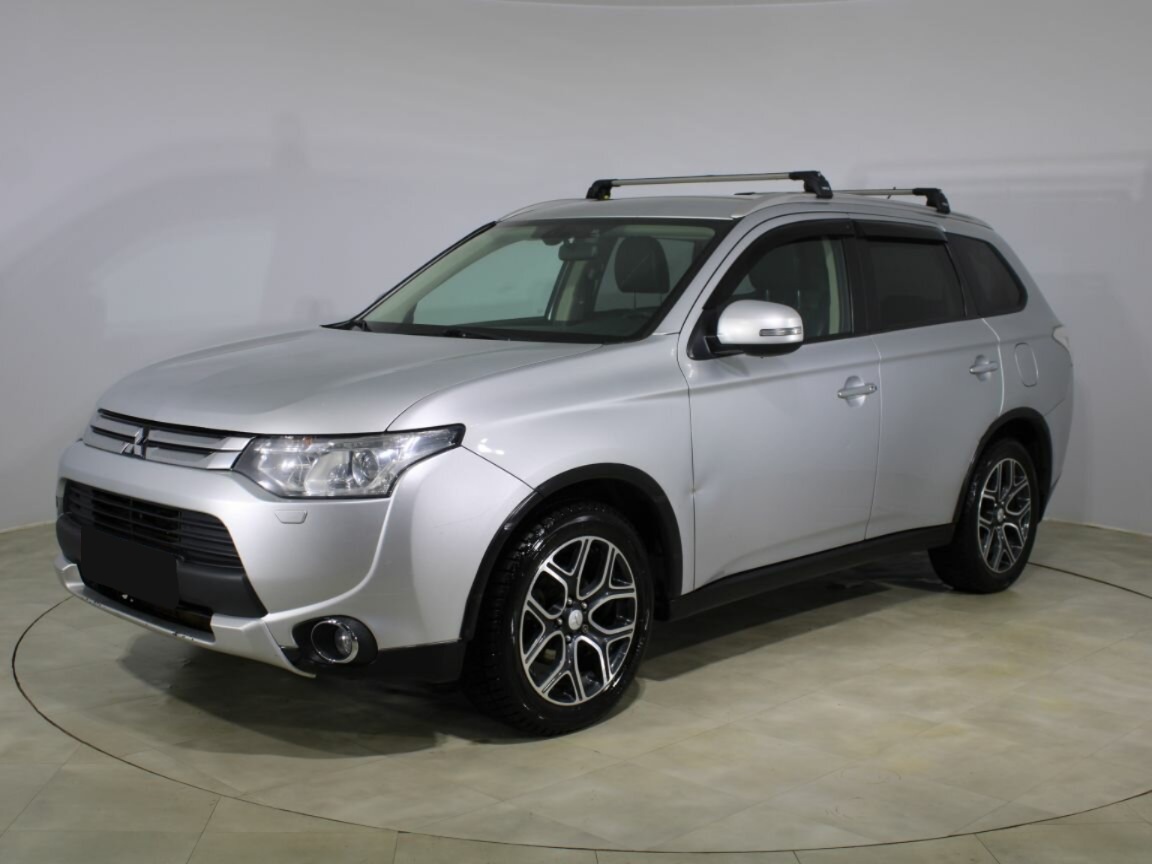 Mitsubishi Outlander, 2014