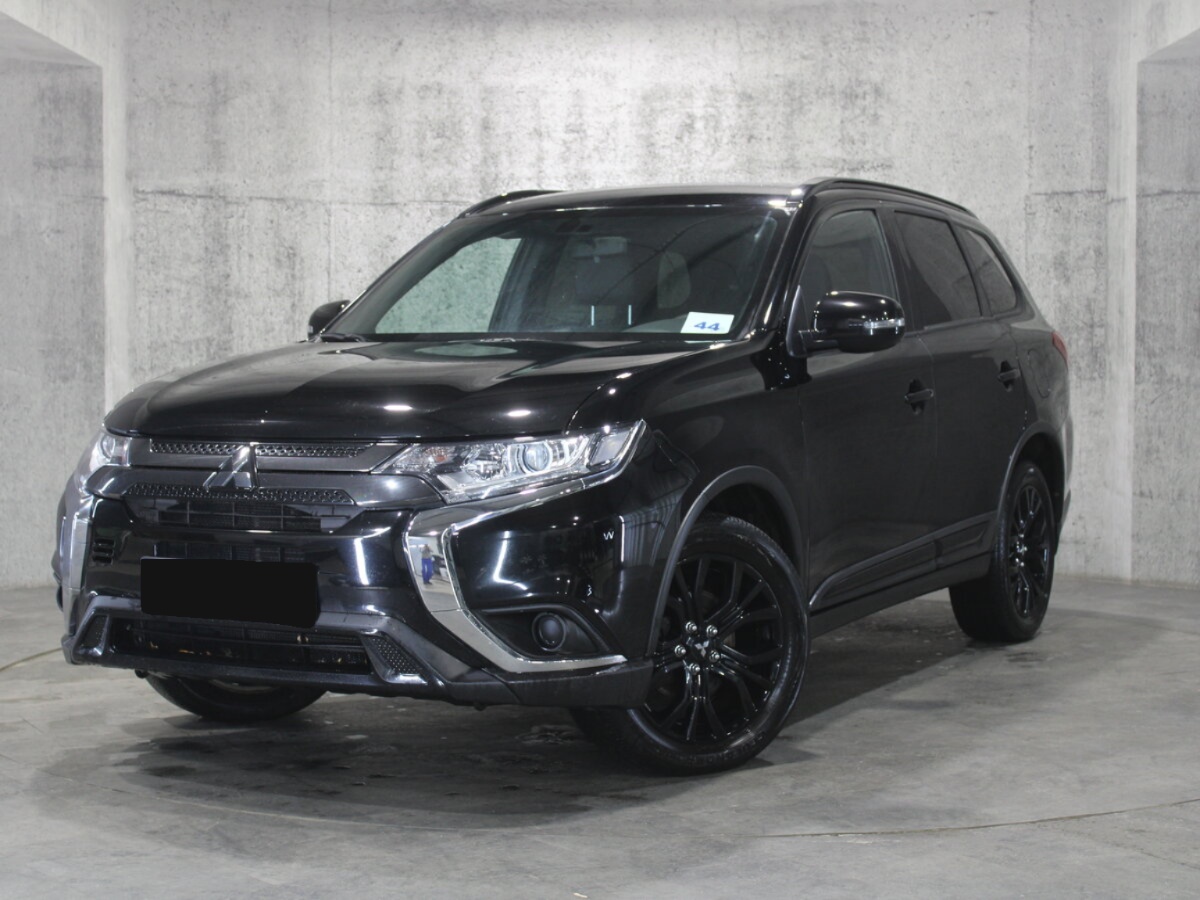 Mitsubishi Outlander, 2021