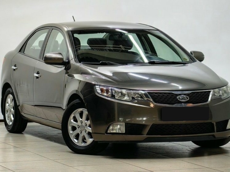 Kia Cerato, 2011