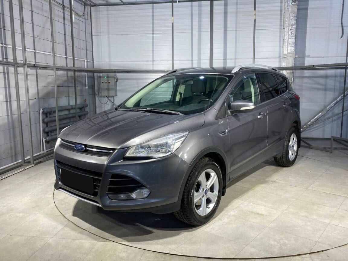 Ford Kuga, 2013