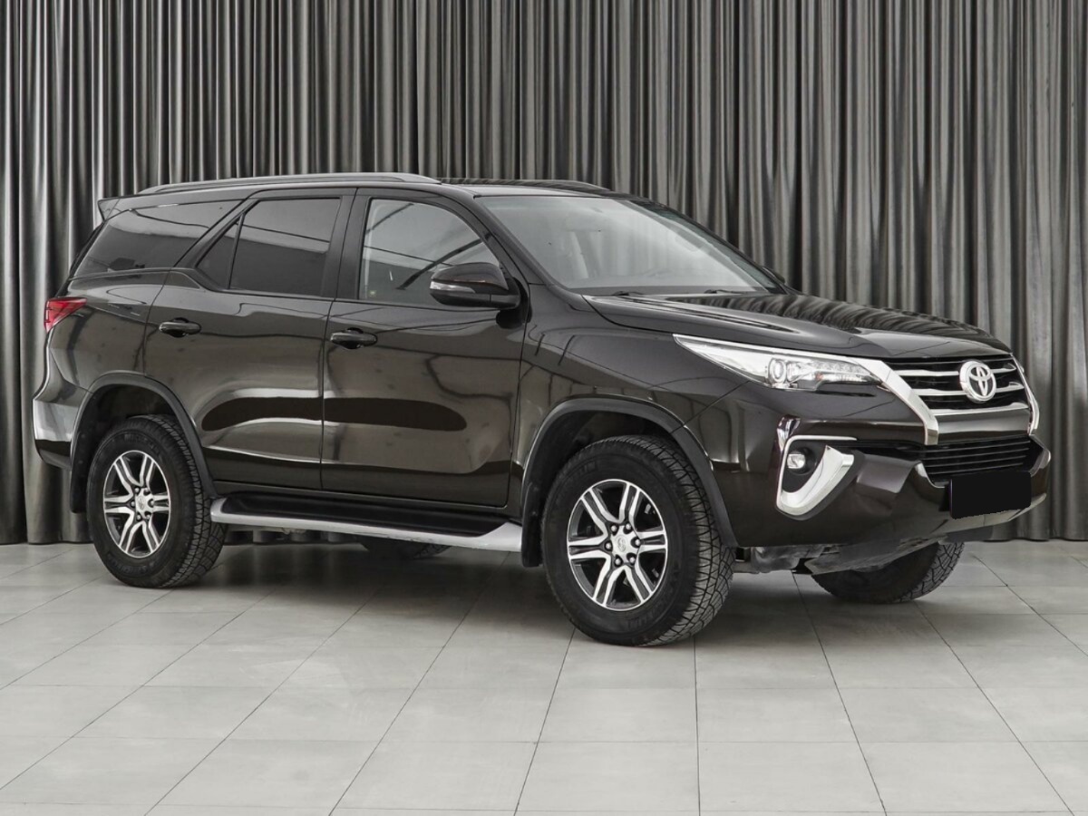Toyota Fortuner, 2018