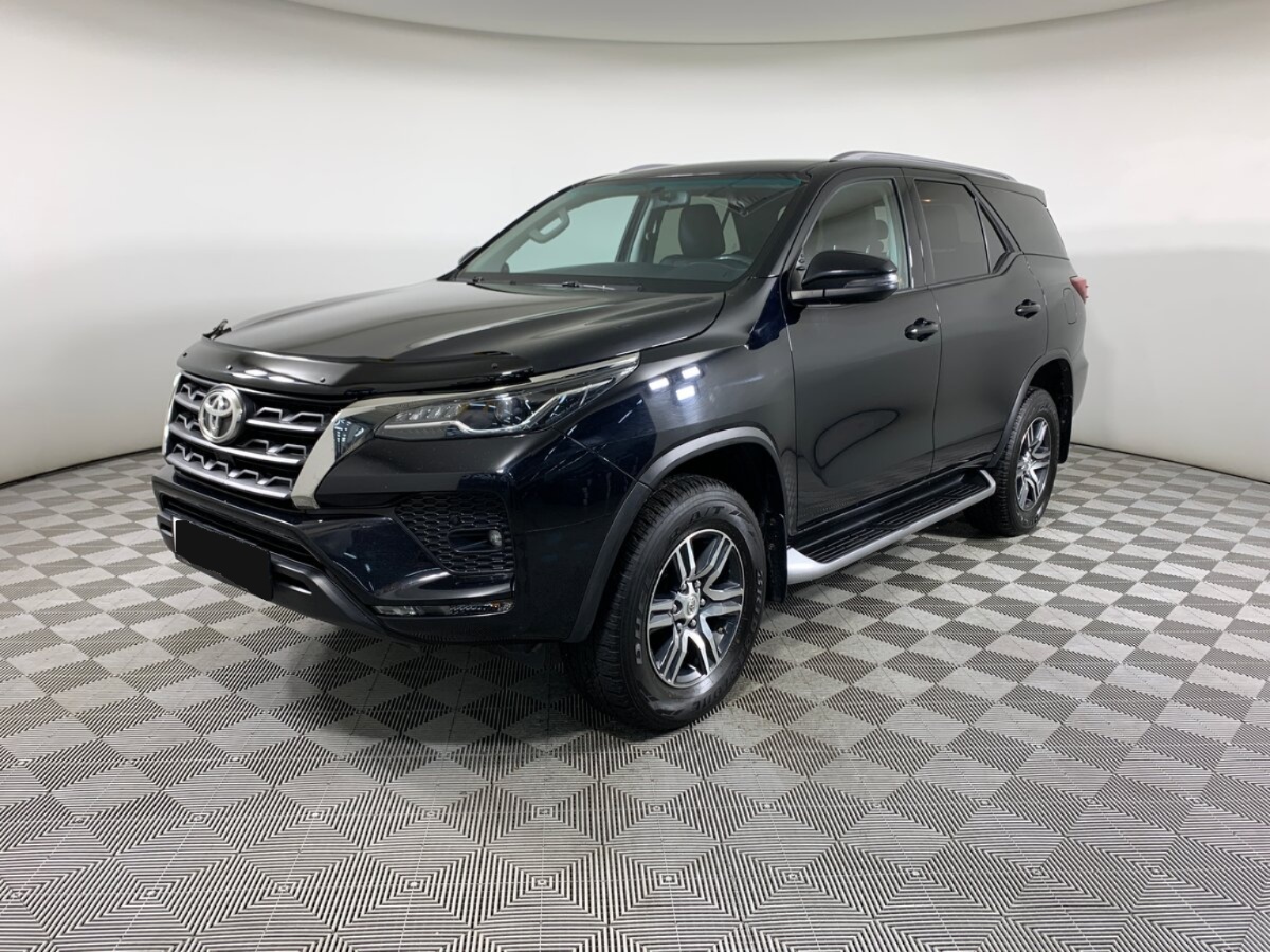 Toyota Fortuner, 2021