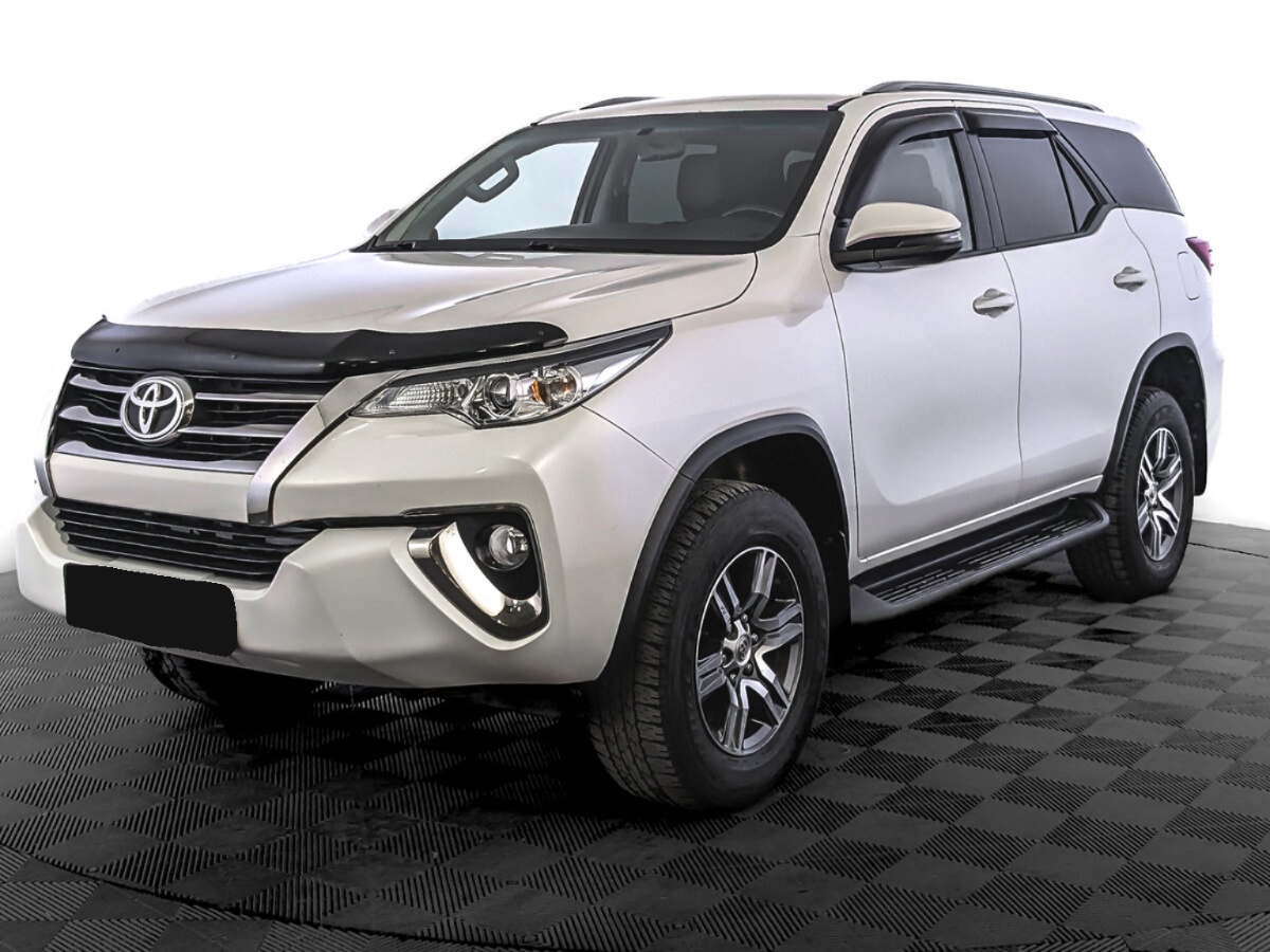 Toyota Fortuner, 2018