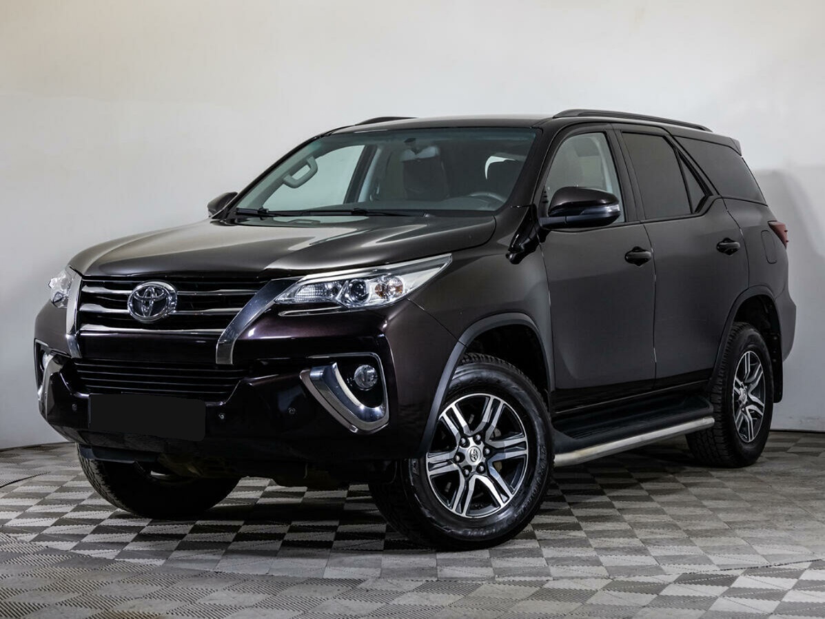 Toyota Fortuner, 2018