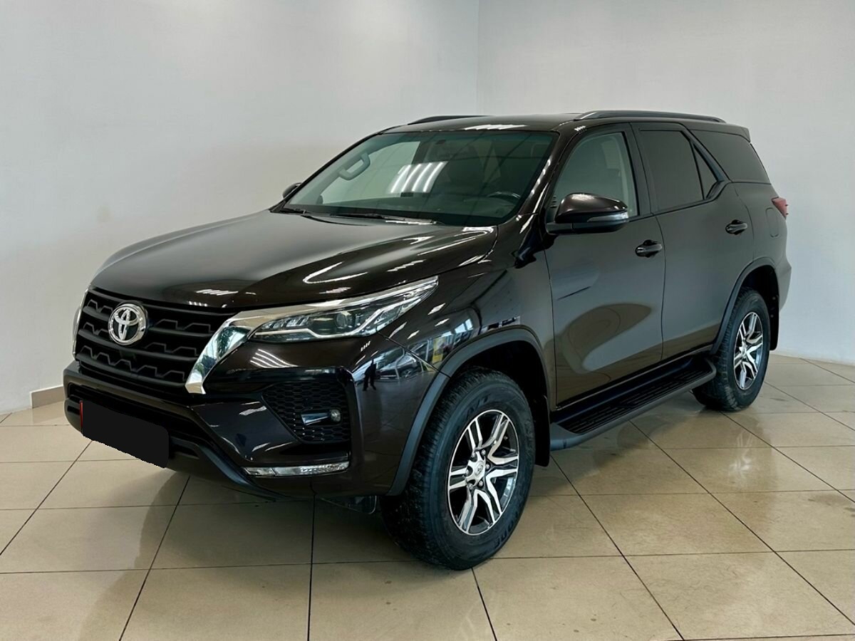 Toyota Fortuner, 2021