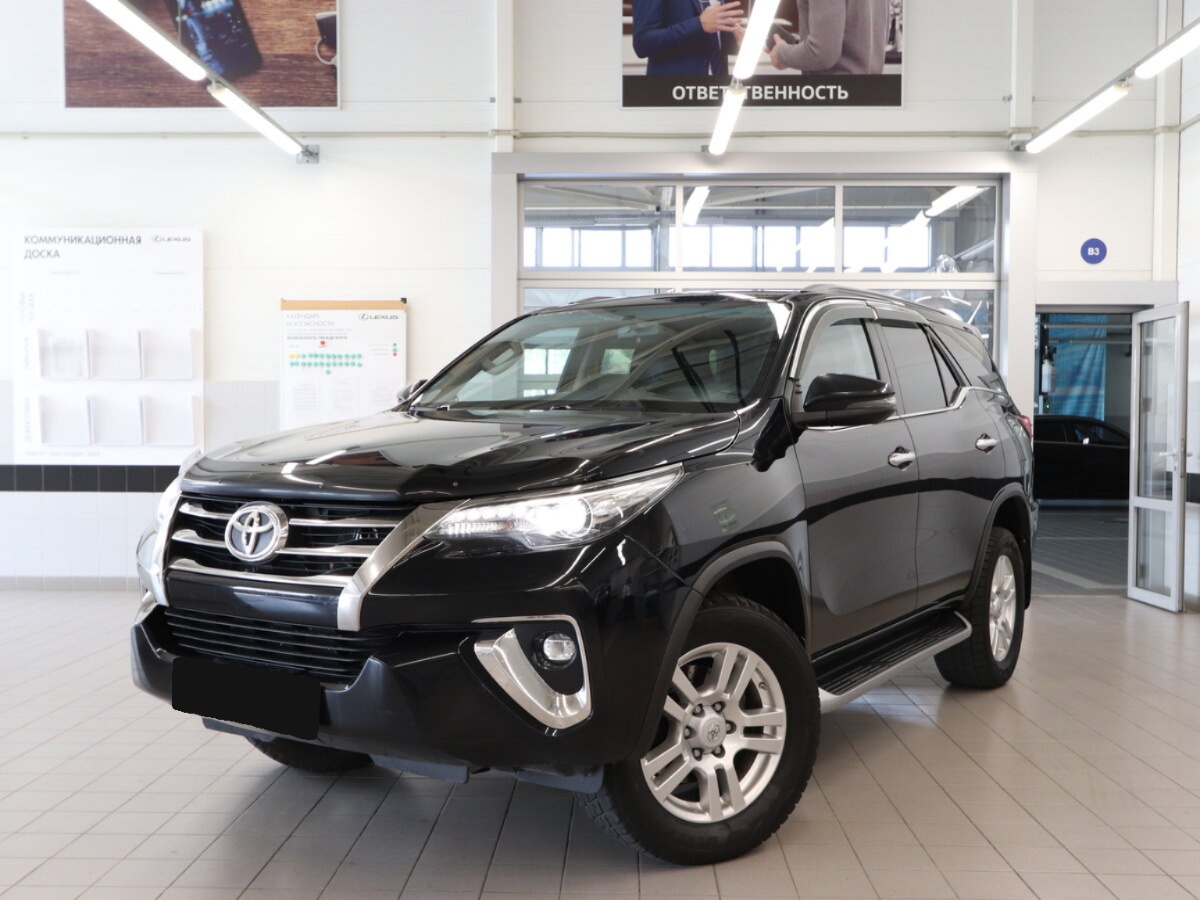 Toyota Fortuner, 2018